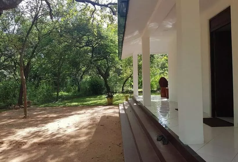 Hotelli Eighth Wonder Resort