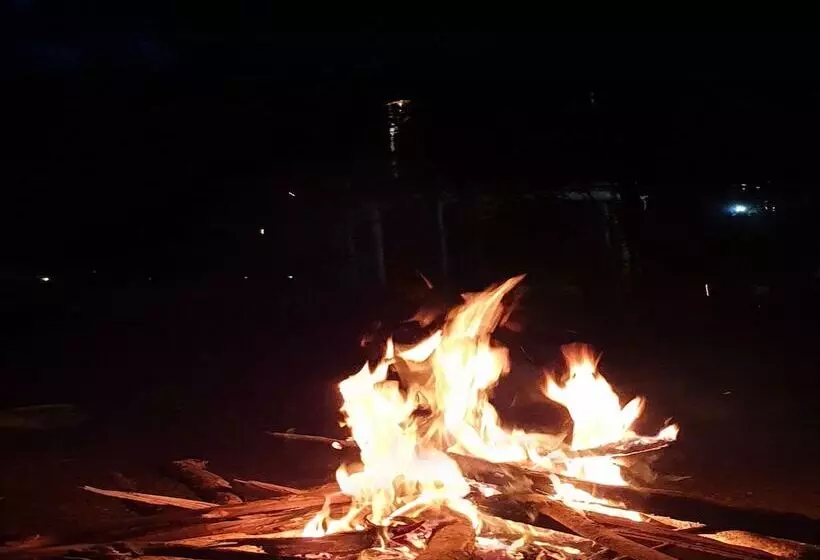 Hotelli Eighth Wonder Resort