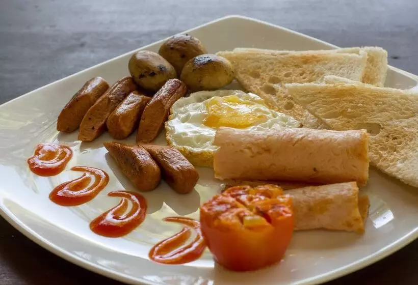 Hotelli Eighth Wonder Resort