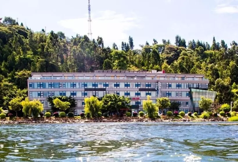 ホテル Greentree Inn Dali Erhai Binhai Ave Seaview Business
