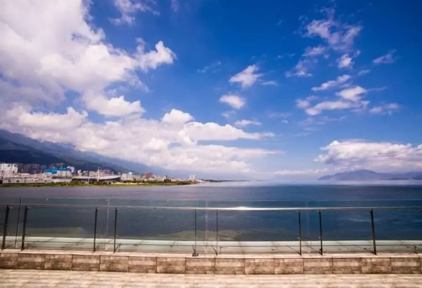 ホテル Greentree Inn Dali Erhai Binhai Ave Seaview Business
