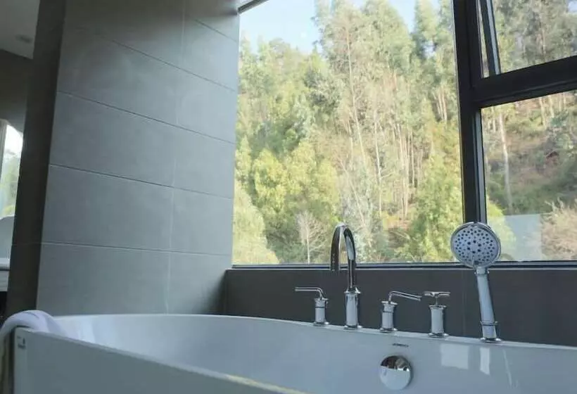 ホテル Greentree Inn Dali Erhai Binhai Ave Seaview Business