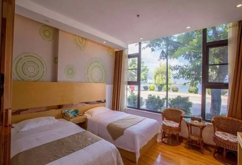ホテル Greentree Inn Dali Erhai Binhai Ave Seaview Business