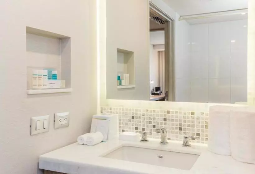 ホテル Hampton Inn By Hilton Tijuana