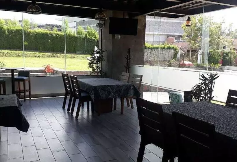 Hotelli Rancho Tabachines