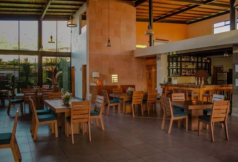 Hotelli Rancho Tabachines