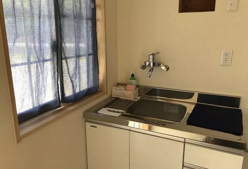 Retkeilymaja Sea Breeze 1987