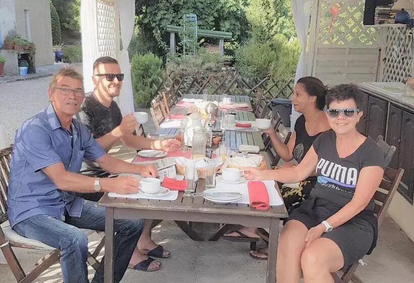 B&b With Charm, Quiet, Kitchen, Sw Pool