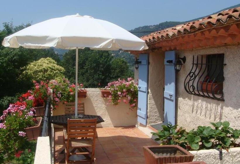 B&b With Charm, Quiet, Kitchen, Sw Pool