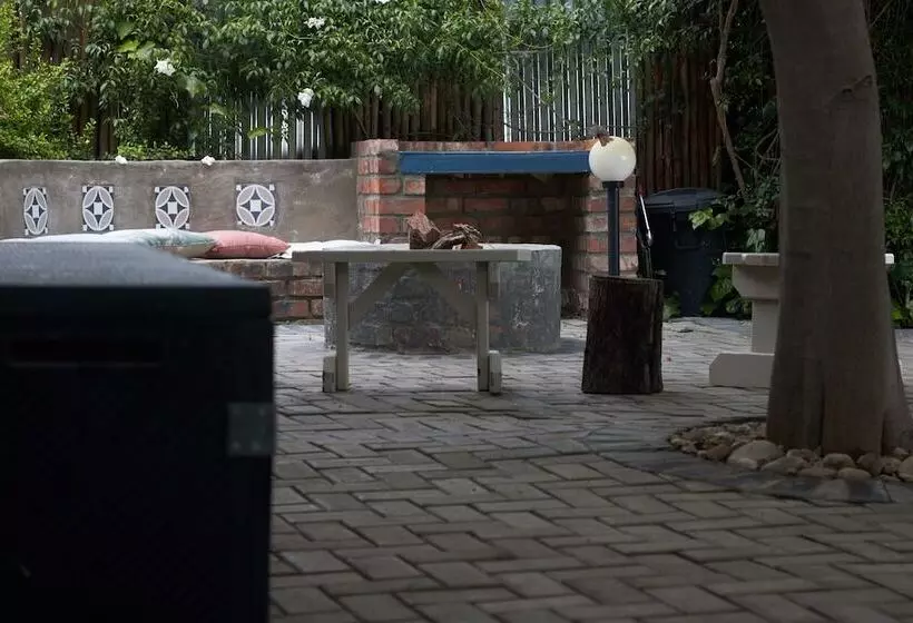 Aamiaismajoitus (B&B) De Akker Guest House Oudtshoorn