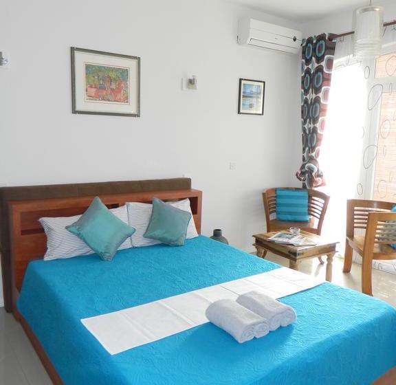 هتل Ariel Beach Suite