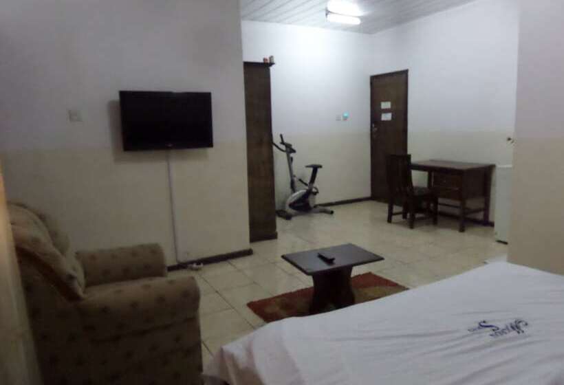 هتل Micron International Suites