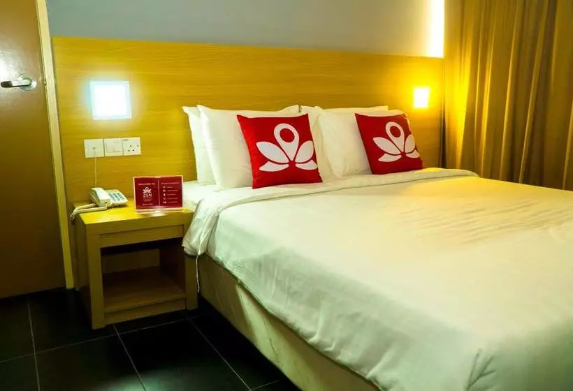 ホテル Zen Rooms Near Asia City