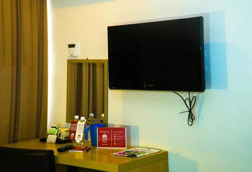 ホテル Zen Rooms Near Asia City