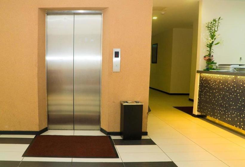 فندق Zen Rooms Near Asia City