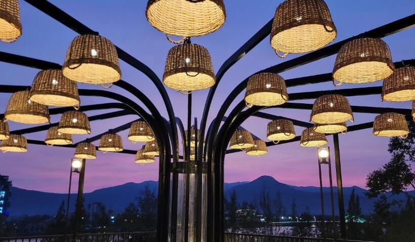 Park Inn Boutique And Hostel