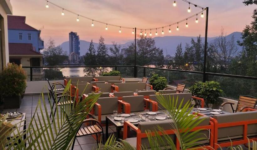 Park Inn Boutique And Hostel