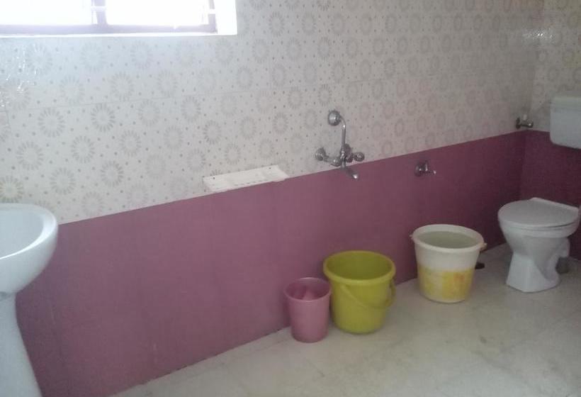 אתר נופש Lakshmi Nivas Cottage