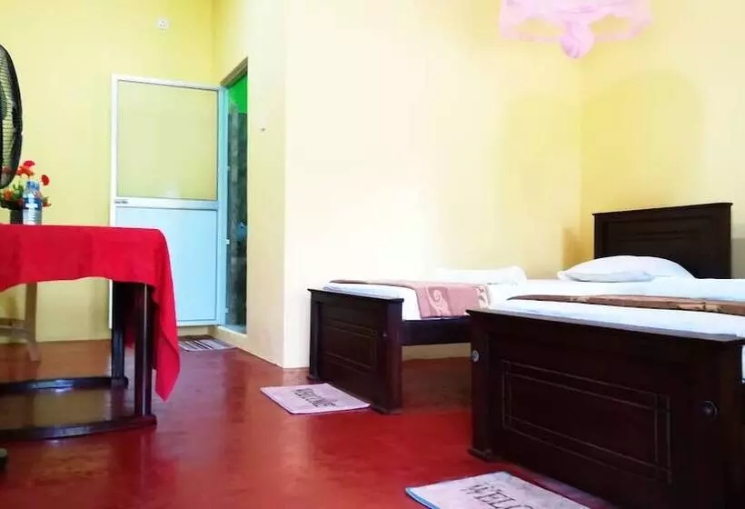 استراحتگاه Araliya Self Cooking Hostel