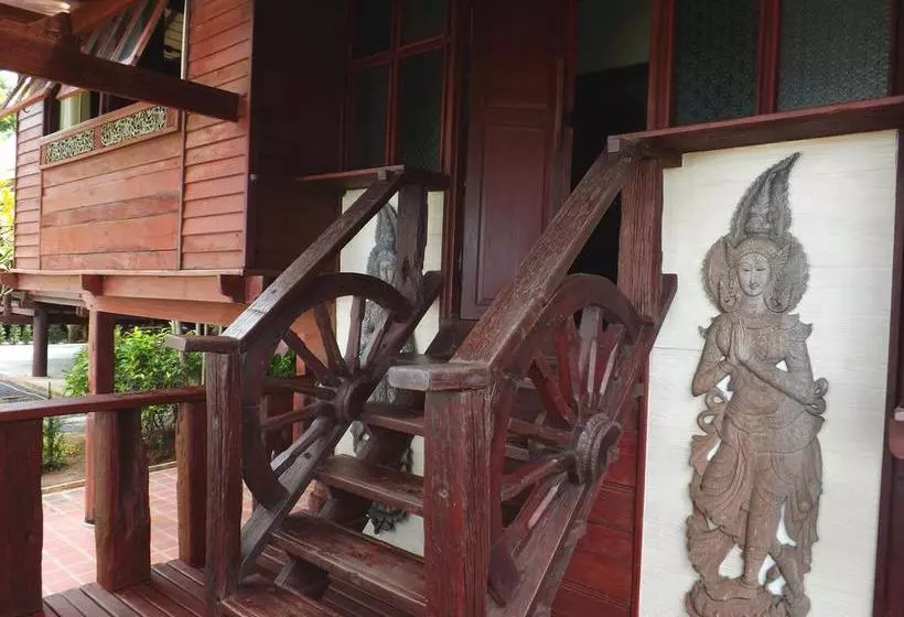 Baan Thong Ching Resort