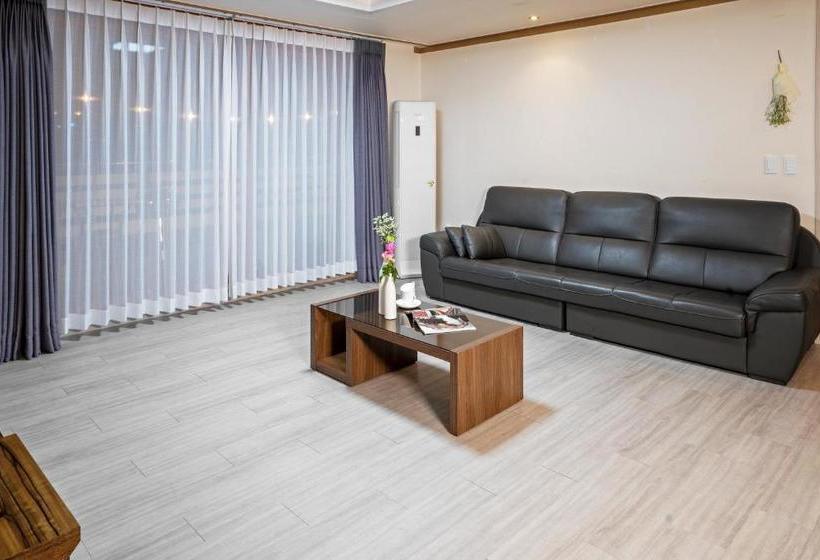 Home Fourest Resort Geoje