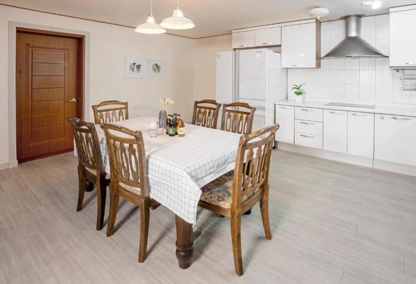 Home Fourest Resort Geoje