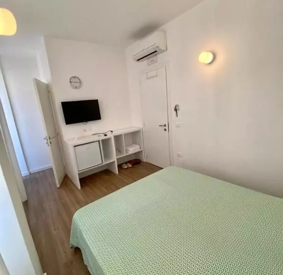 Hotelli Aleksi Rooms