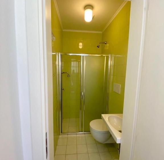 Отель Aleksi Rooms