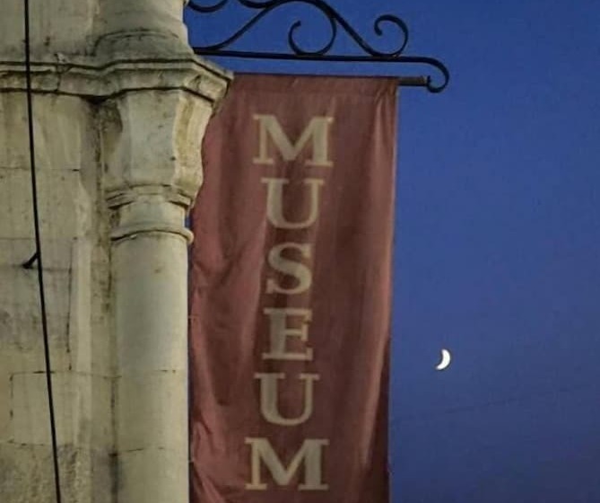 酒店 Charlino Plaza