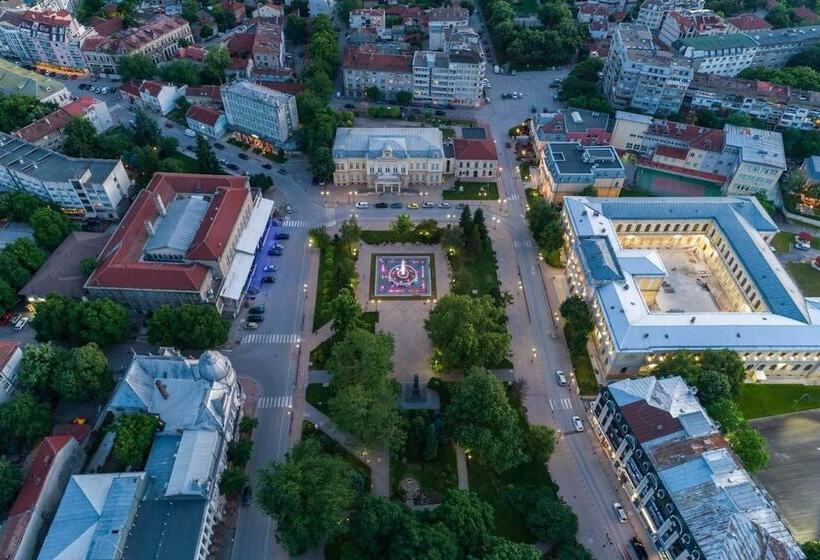 酒店 Charlino Plaza