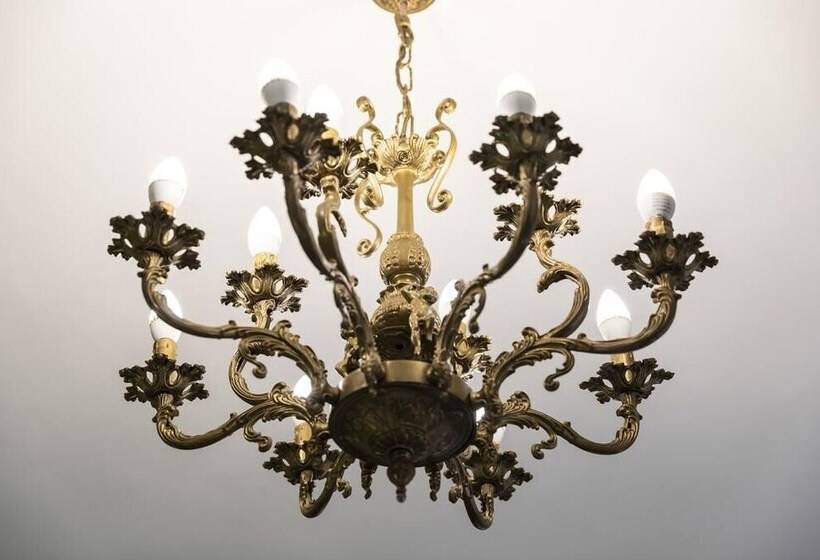 酒店 Charlino Plaza