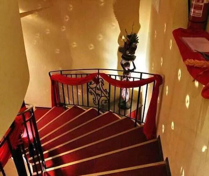 ホテル Charlino Plaza