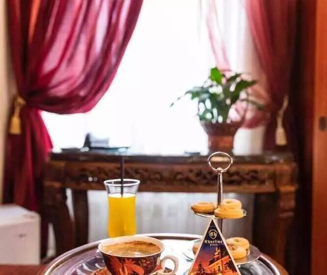 ホテル Charlino Plaza