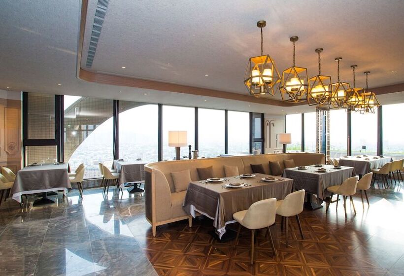 هتل Cuncyue Hot Spring Resort