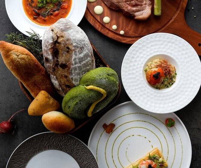 هتل Cuncyue Hot Spring Resort