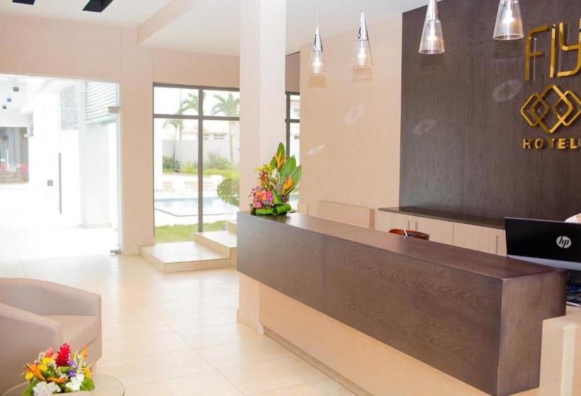 Hotel Fly
