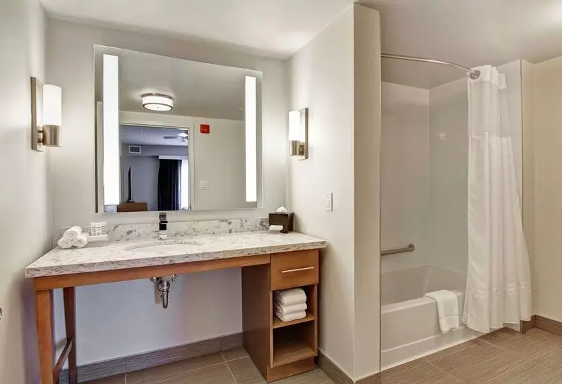 ホテル Homewood Suites By Hilton Ottawa Kanata