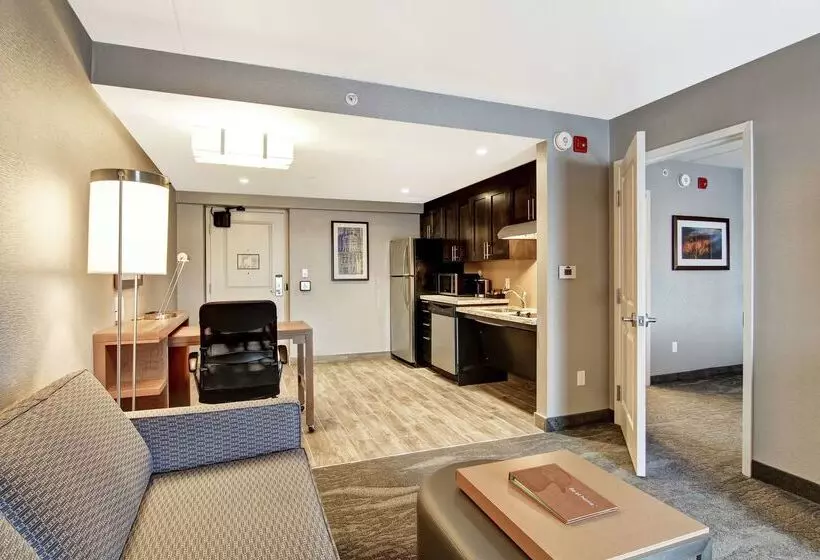 ホテル Homewood Suites By Hilton Ottawa Kanata