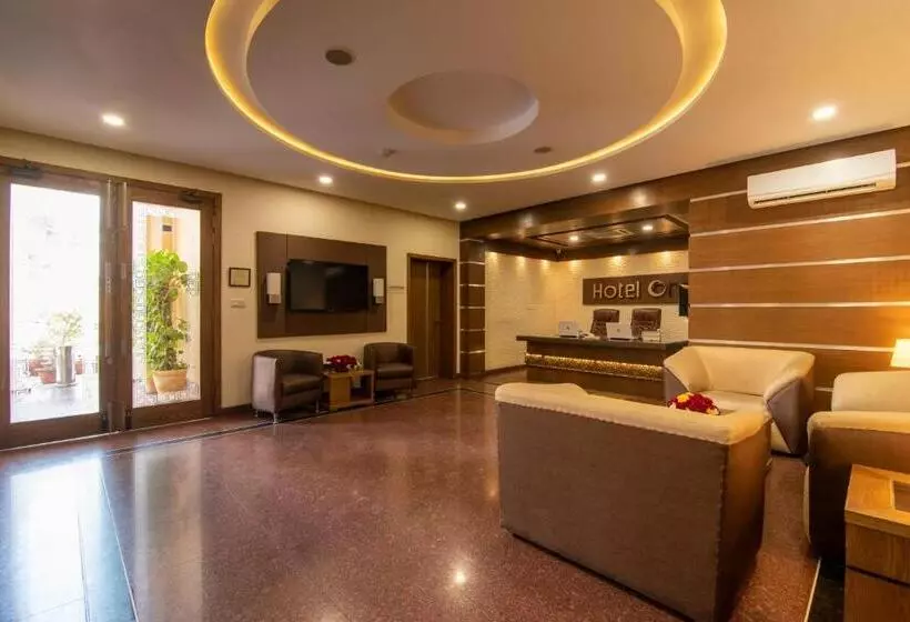 هتل One Tariq Road Multan