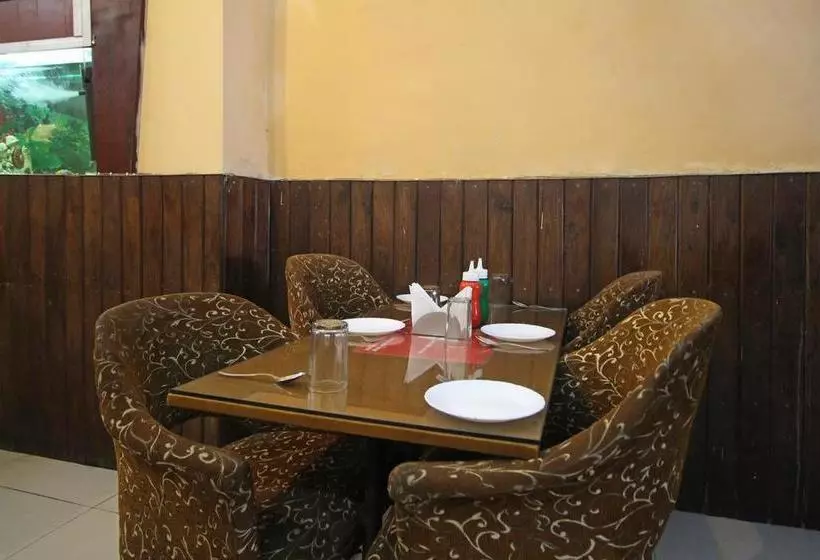 ホテル Sehgal
