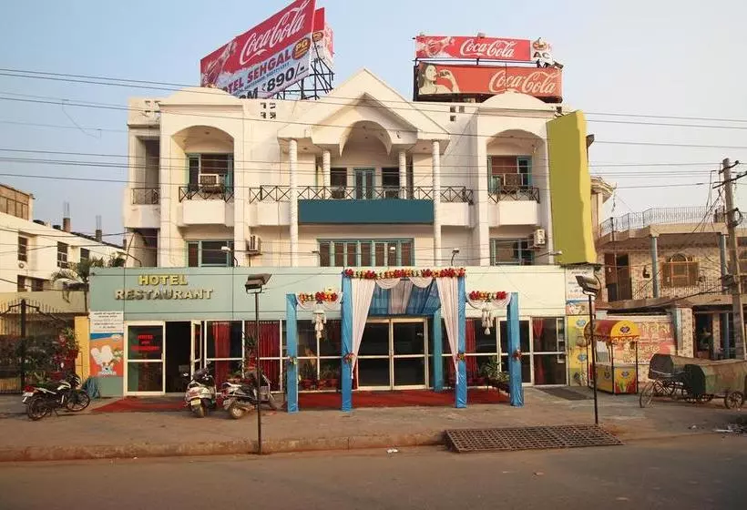 ホテル Sehgal