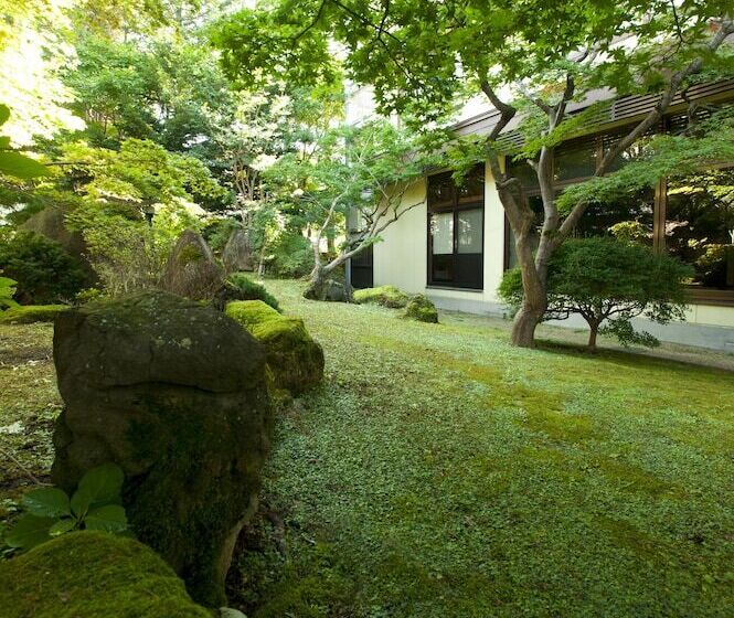 Ryokan Kazen No Sho