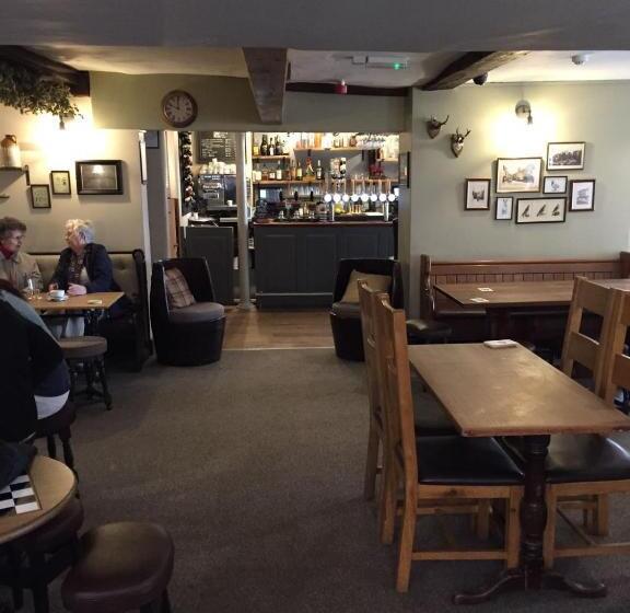 مبيت وإفطار Church Inn