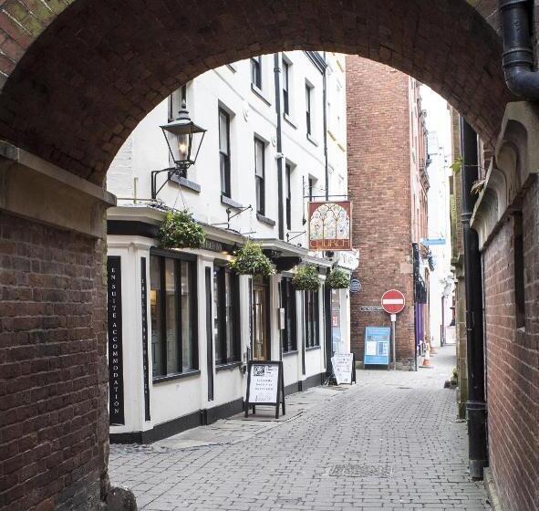 مبيت وإفطار Church Inn