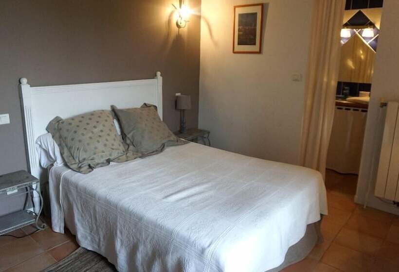 צימר Domaine De Pelican