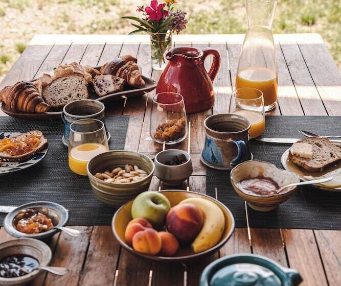 צימר Domaine De Pelican