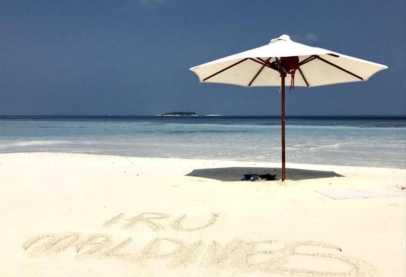 تختخواب و صبحانه Iru Maldives