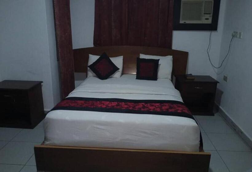 Christine Apartment Hotel Ltd