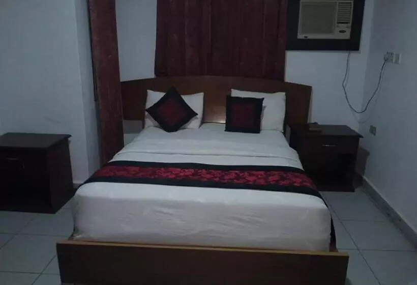 Christine Apartment Hotel Ltd