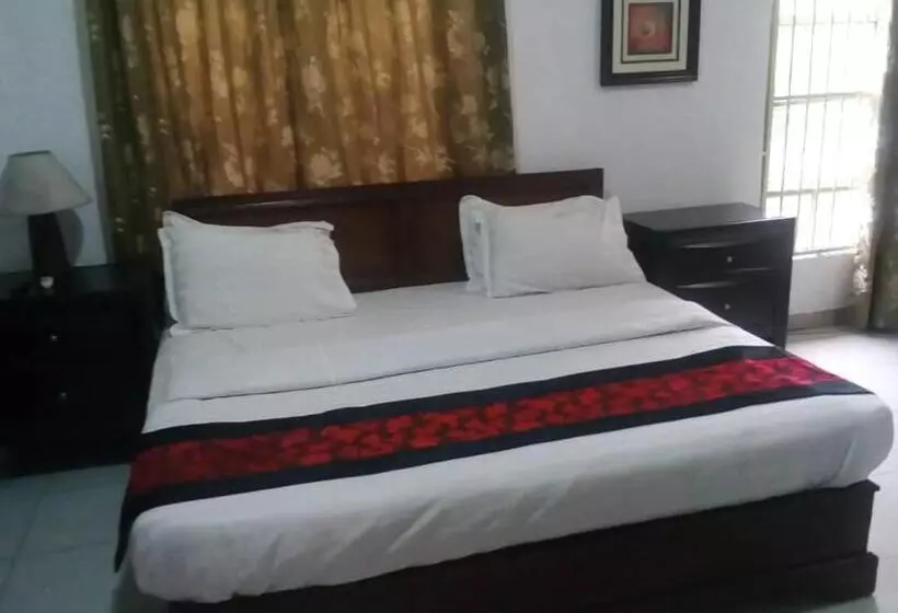 Christine Apartment Hotel Ltd